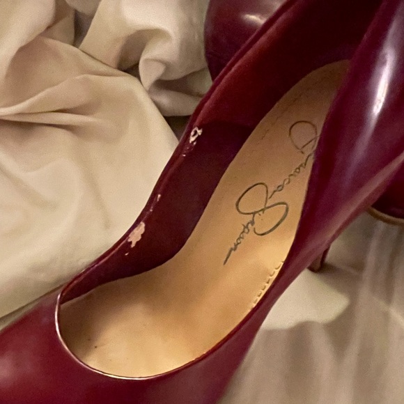 Jessica Simpson Like New Dark Red Heels - Picture 2 of 4